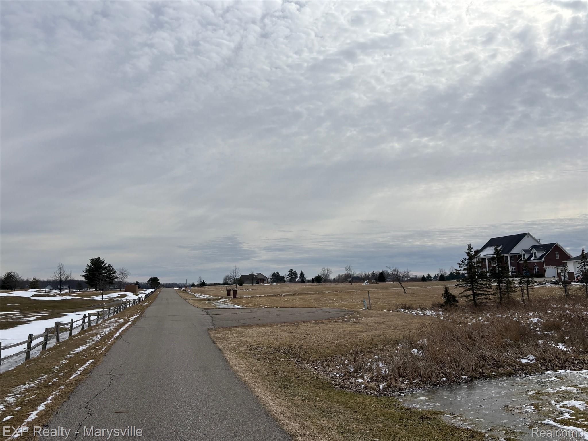 1 Putt-R Dr Putt-R Drive