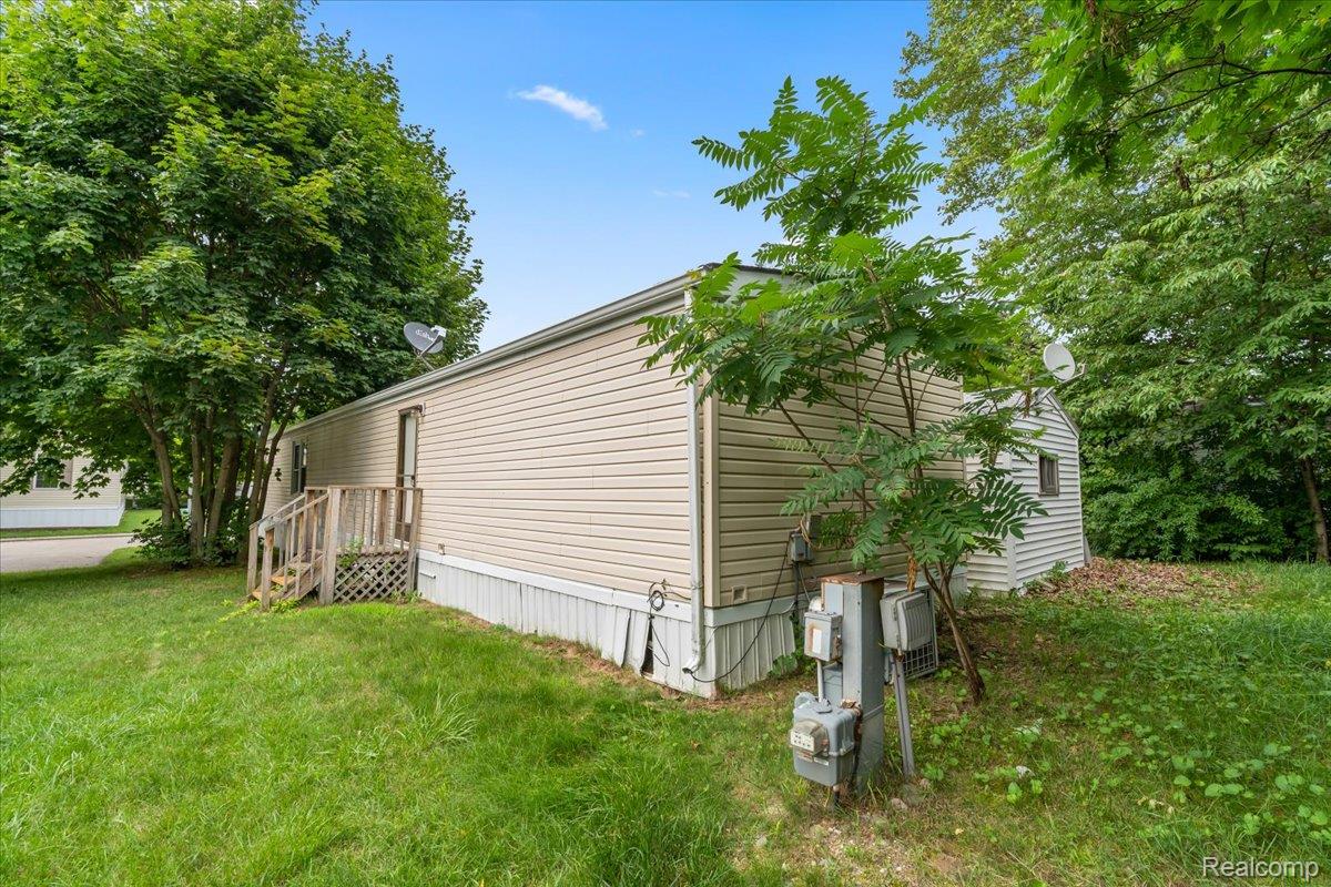 Oxford Village, Michigan 48371, United States, 2 Bedrooms Bedrooms, ,2 BathroomsBathrooms,Residential,Active,174346