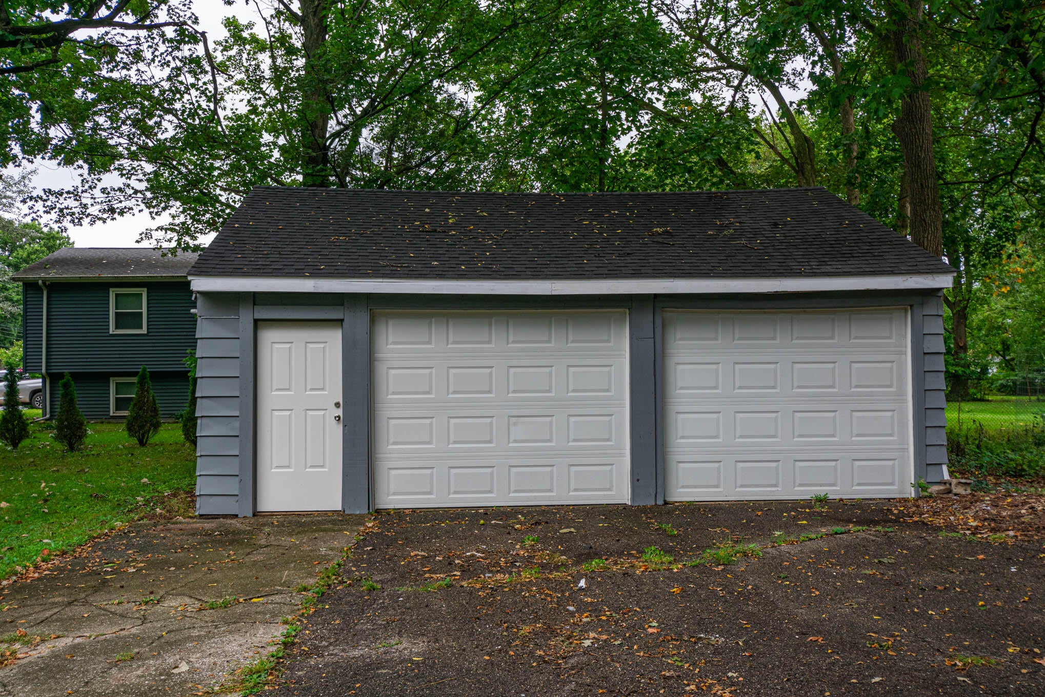3908 Grand Prairie Road
