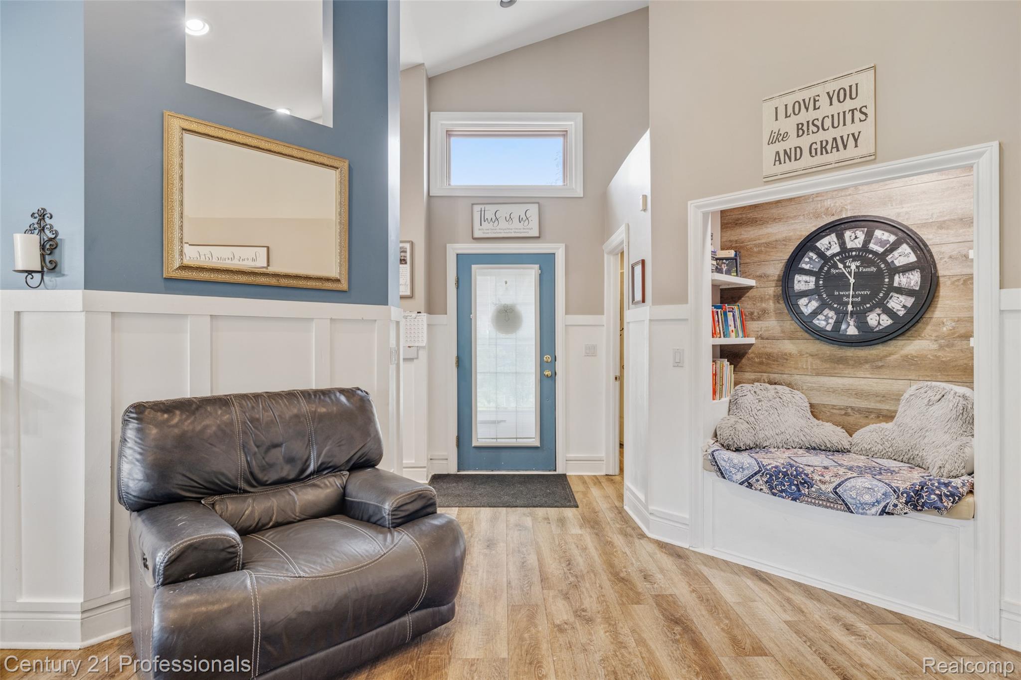 10770 Gloria Greer Lane