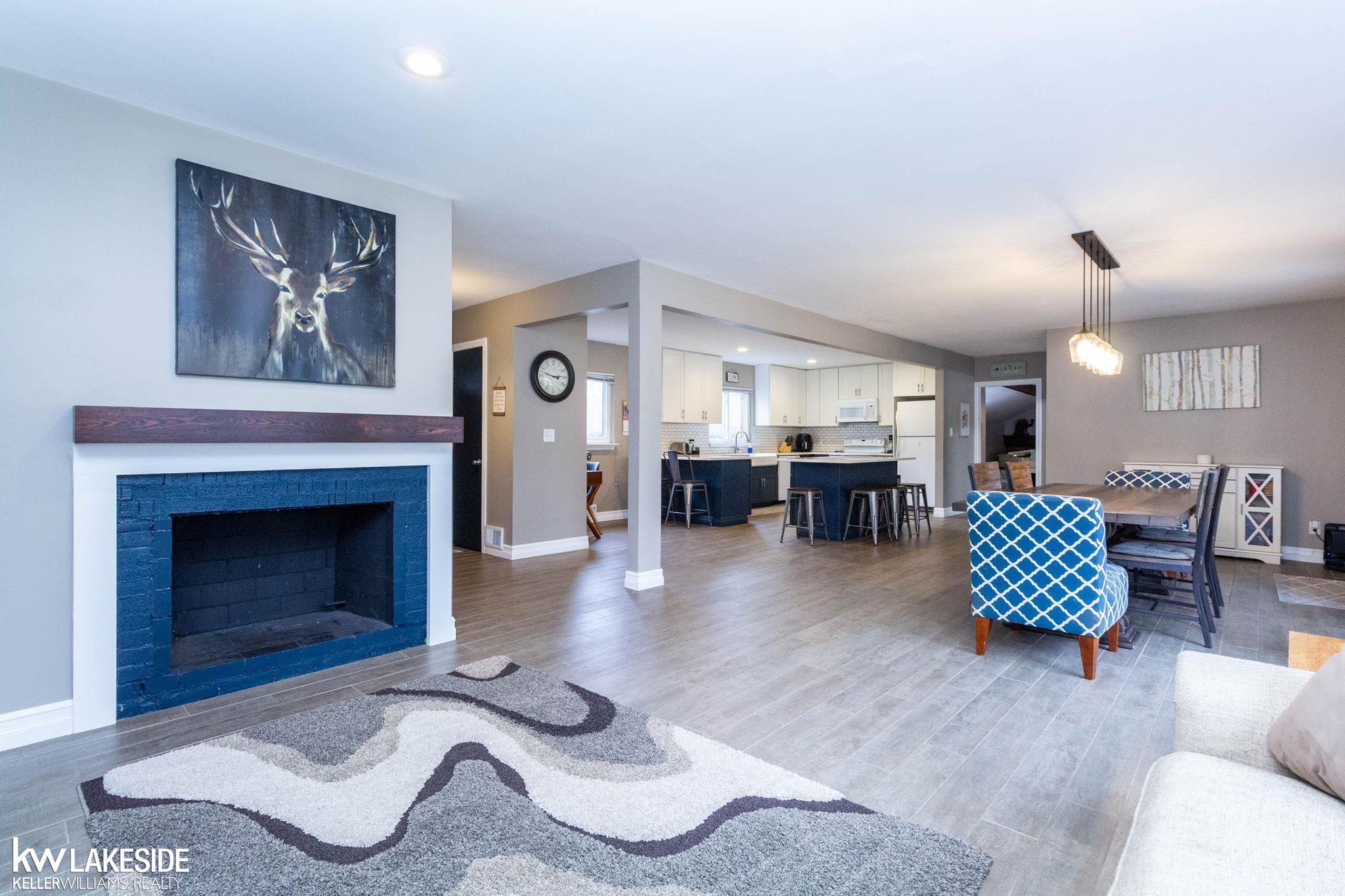 32921 Wing Lake Road