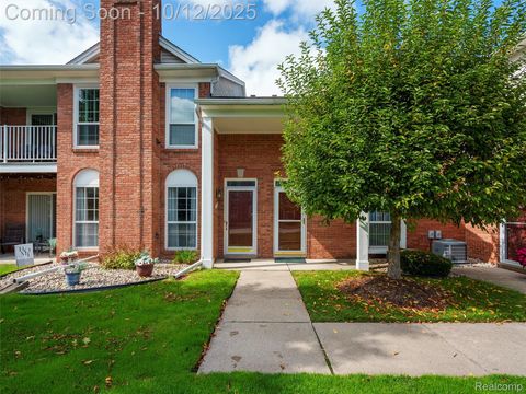 Photo of 52219 Heatherstone Avenue, Macomb Township, MI 48042 (MLS # 20251043758)