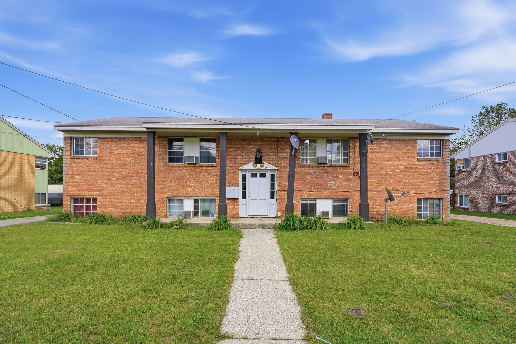 2916 Taft Avenue SW
