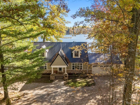 Photo of 506 McLachlan Point, Evart Township, MI 49631 (MLS # 20261084800)