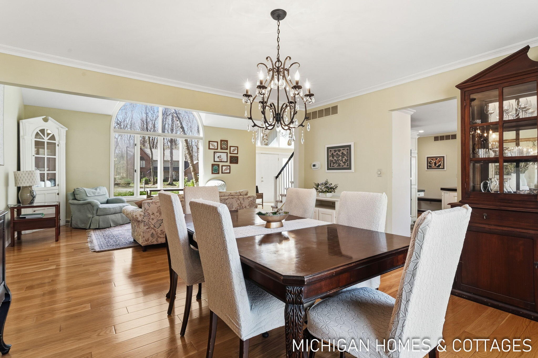 221 Foxdown Road