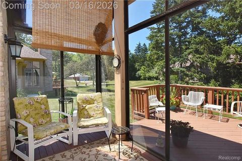 Tiny photo for 22080 Orchard Way #37, Beverly Hills Village, MI 48025 (MLS # 20261010152)