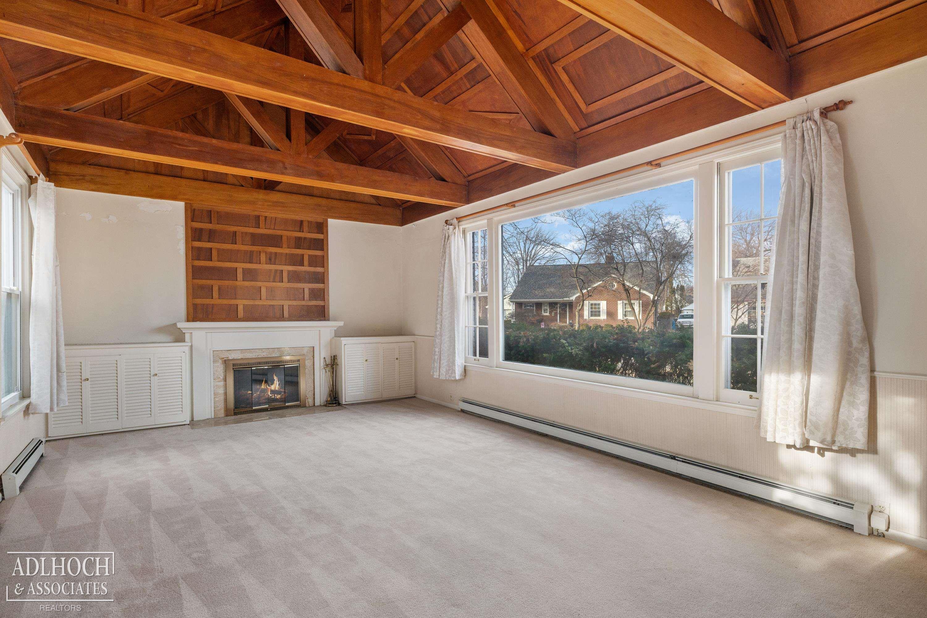 19980 W Clairview Court