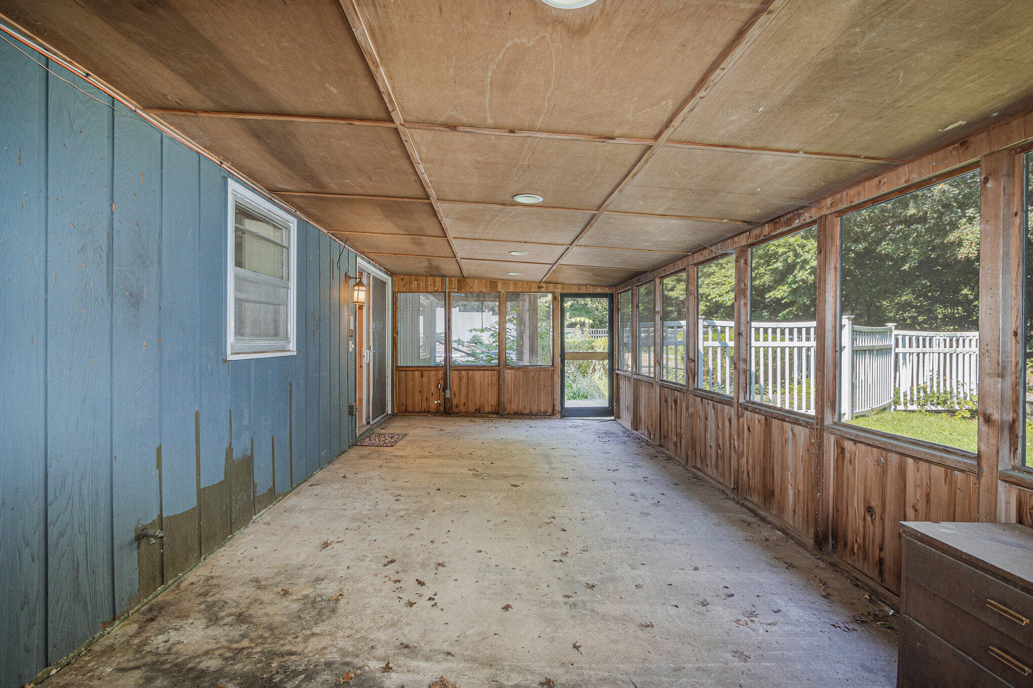 Ross Township, Michigan 49083, United States, 4 Bedrooms Bedrooms, ,4 BathroomsBathrooms,Residential,Active,194332