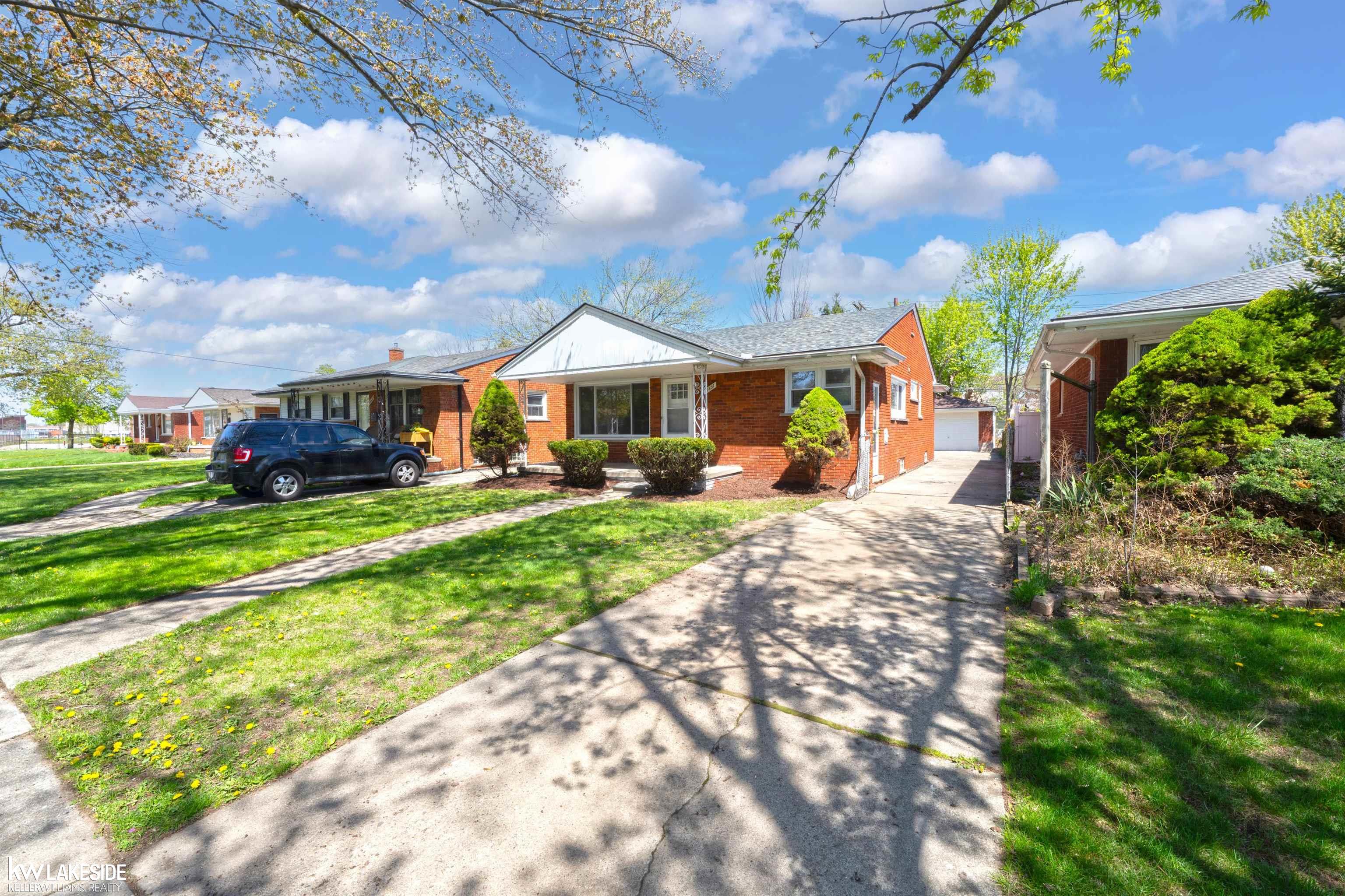 19637 Country Club Drive