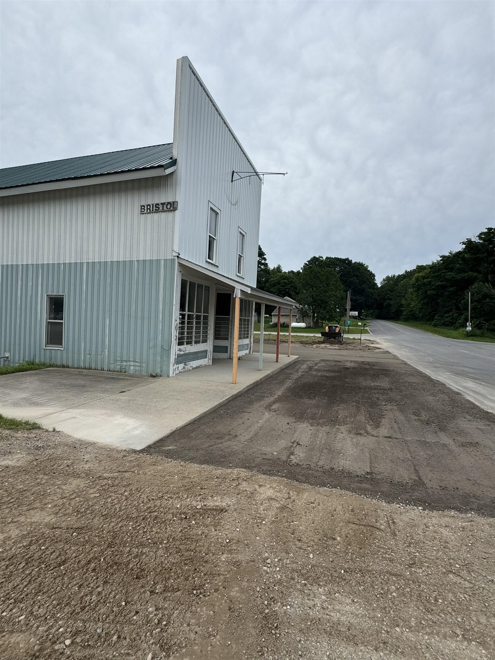 10978 E Eight Mile Road