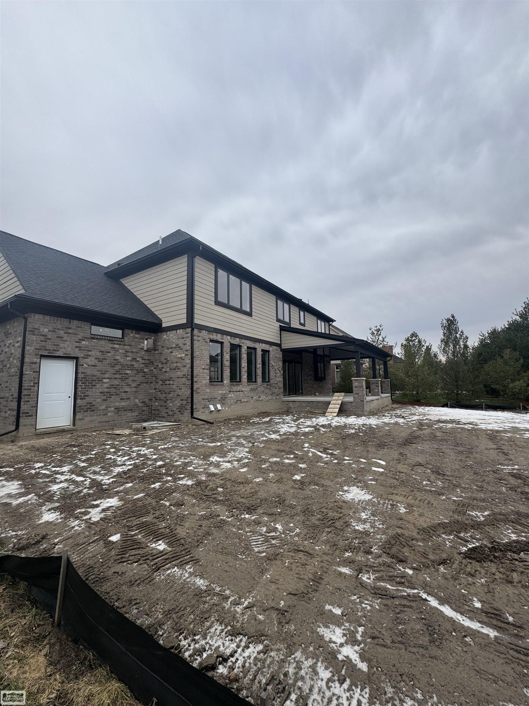 54679 White Pine Lane