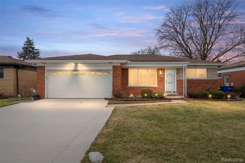 30507 Moulin ave Avenue Warren City MI 48088