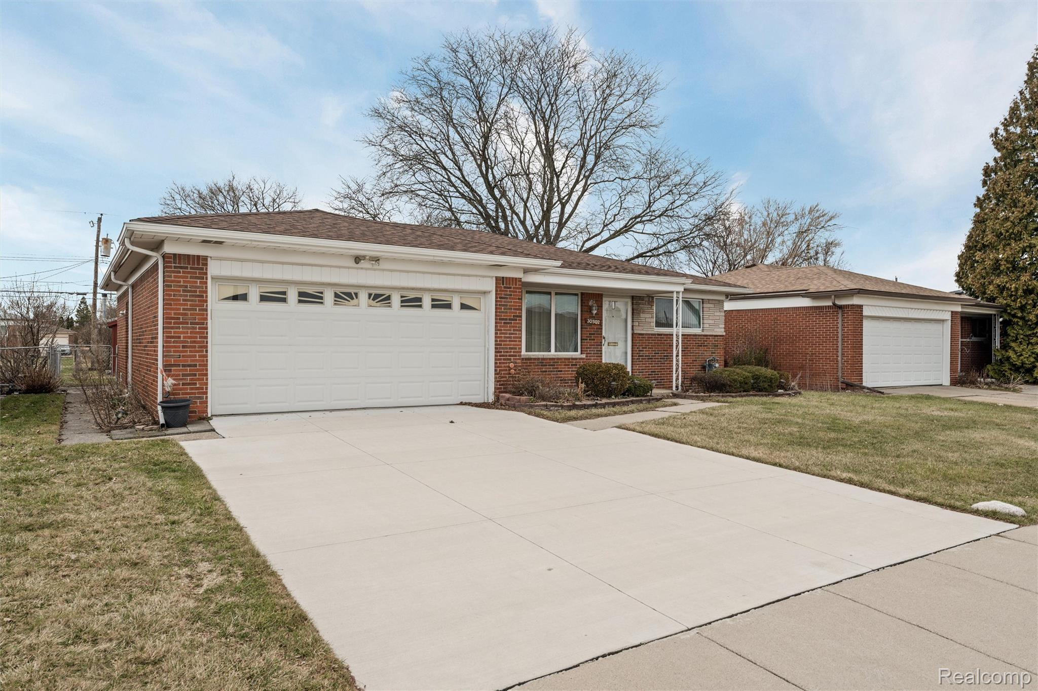 30507 Moulin ave Avenue