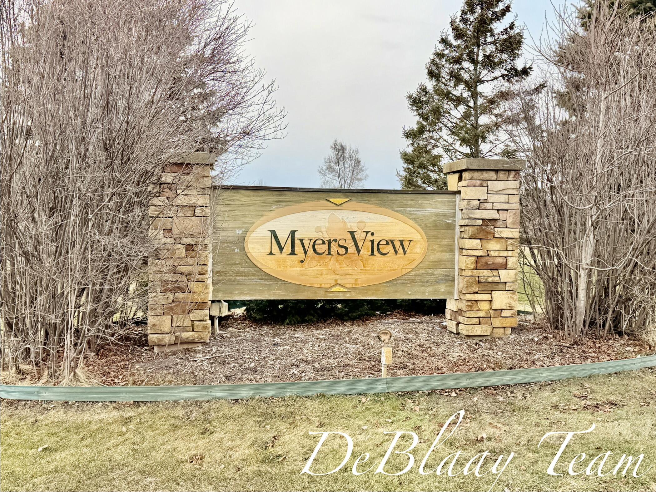 6873 Peninsula Drive NE