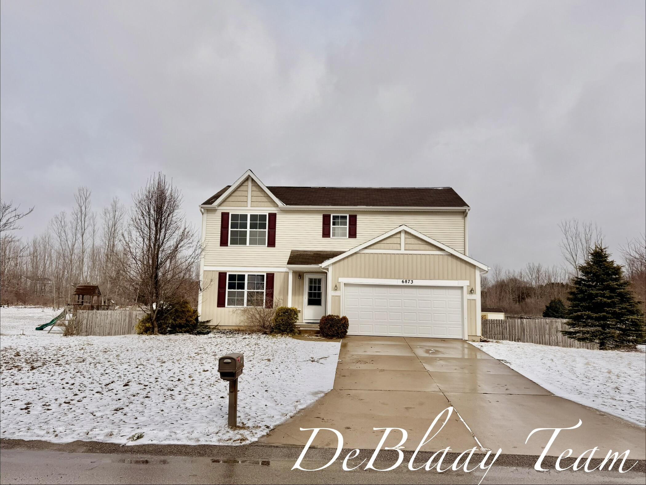 6873 Peninsula Drive NE