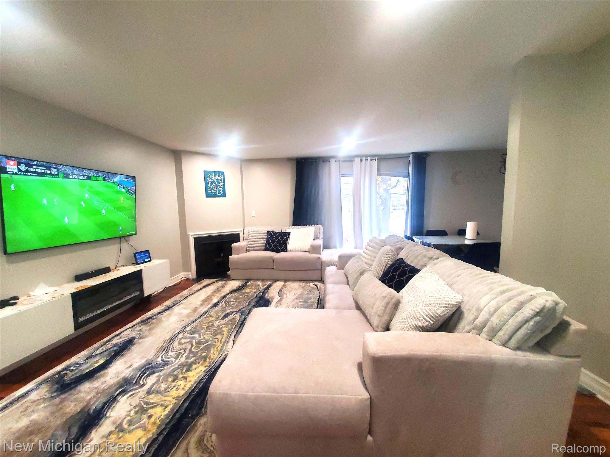 1223 Kirts Boulevard B