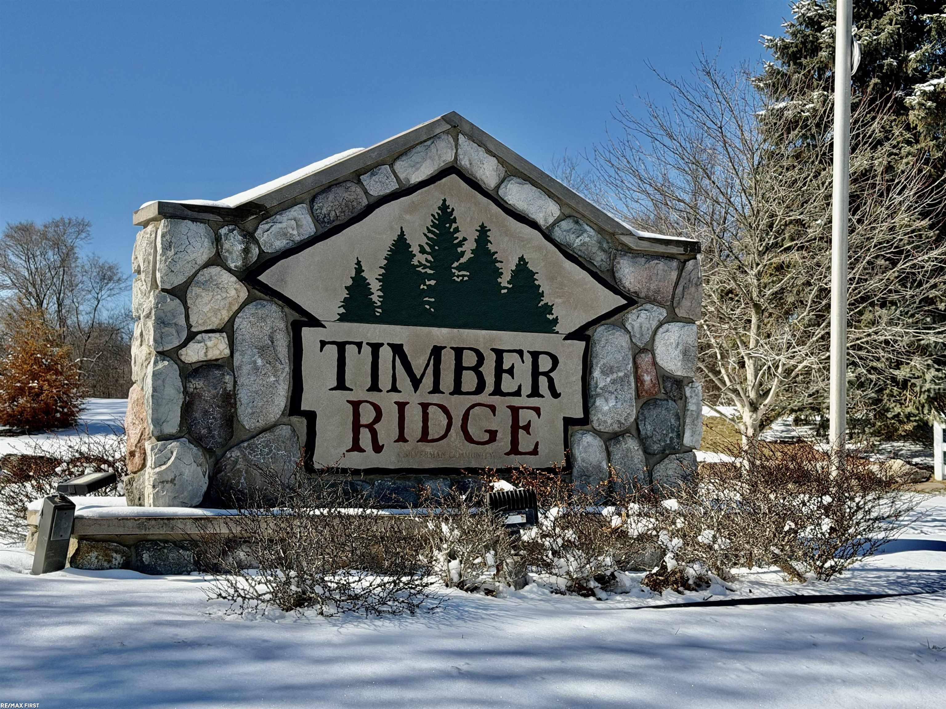 2118 Pine Bluffs Court