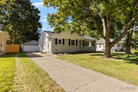 3329 Boone Avenue SW Wyoming City MI 49519