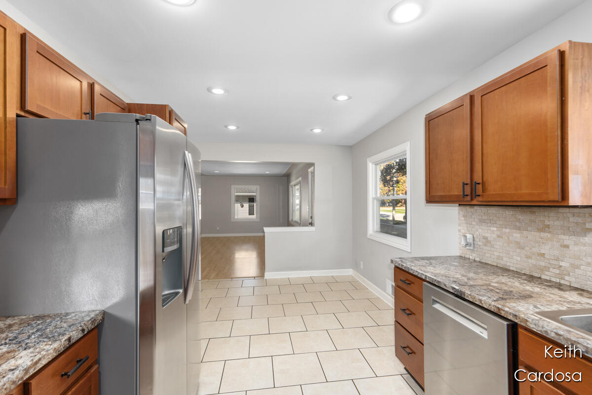 3329 Boone Avenue SW