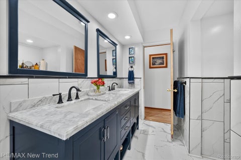 Tiny photo for 24414 Lois Lane, Southfield City, MI 48075 (MLS # 20261083150)