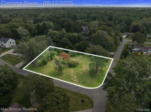 1027 Joanne Court Bloomfield Hills City MI 48302