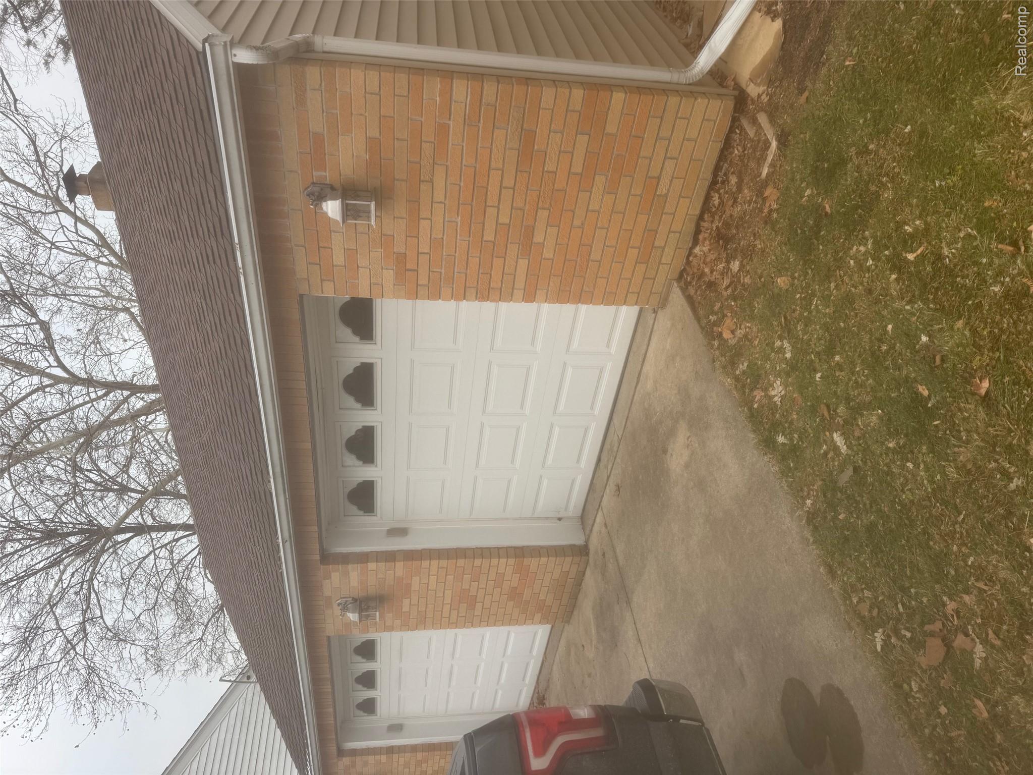 401 Richard Avenue