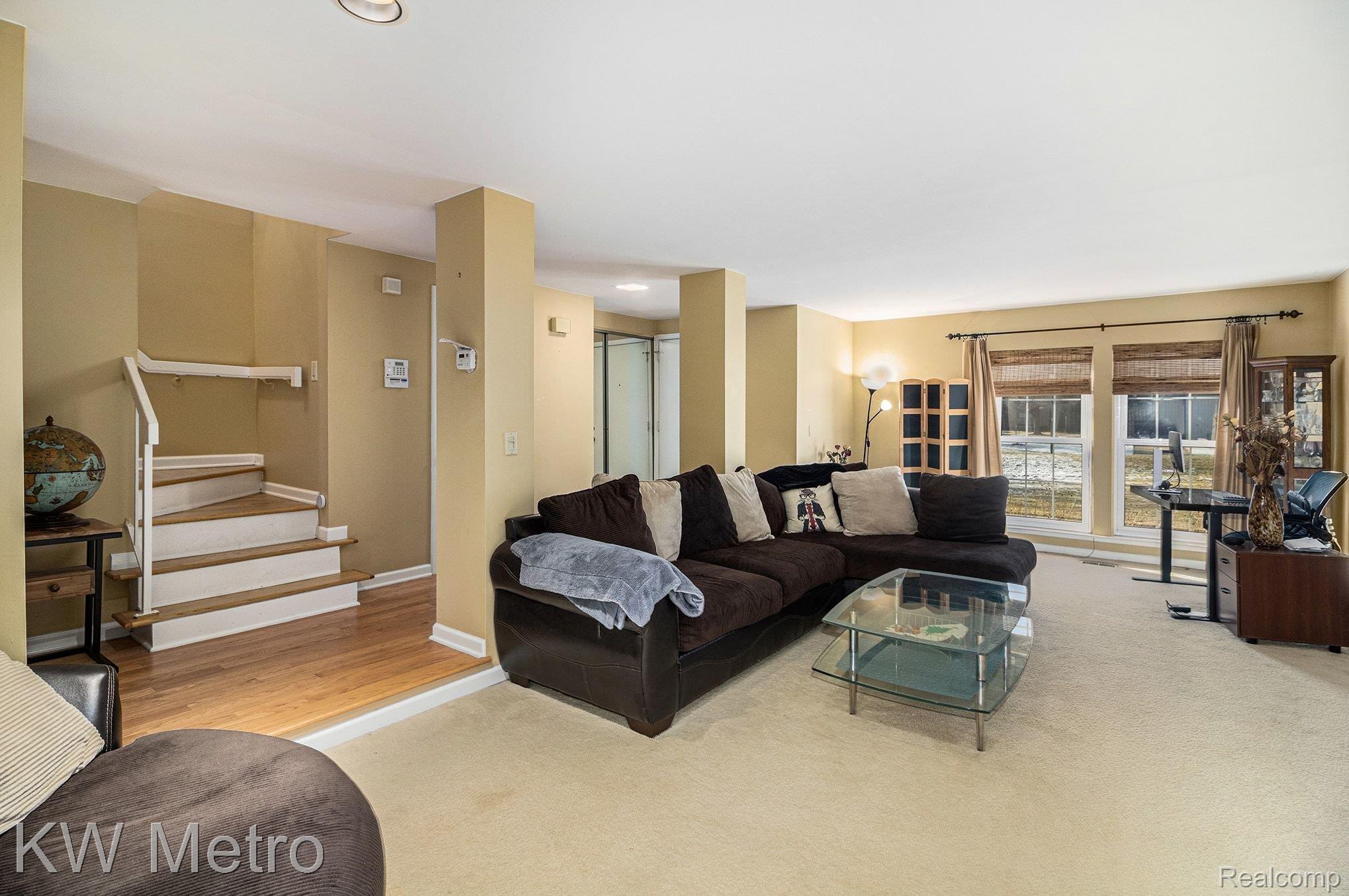 25062 Oakbrooke Drive