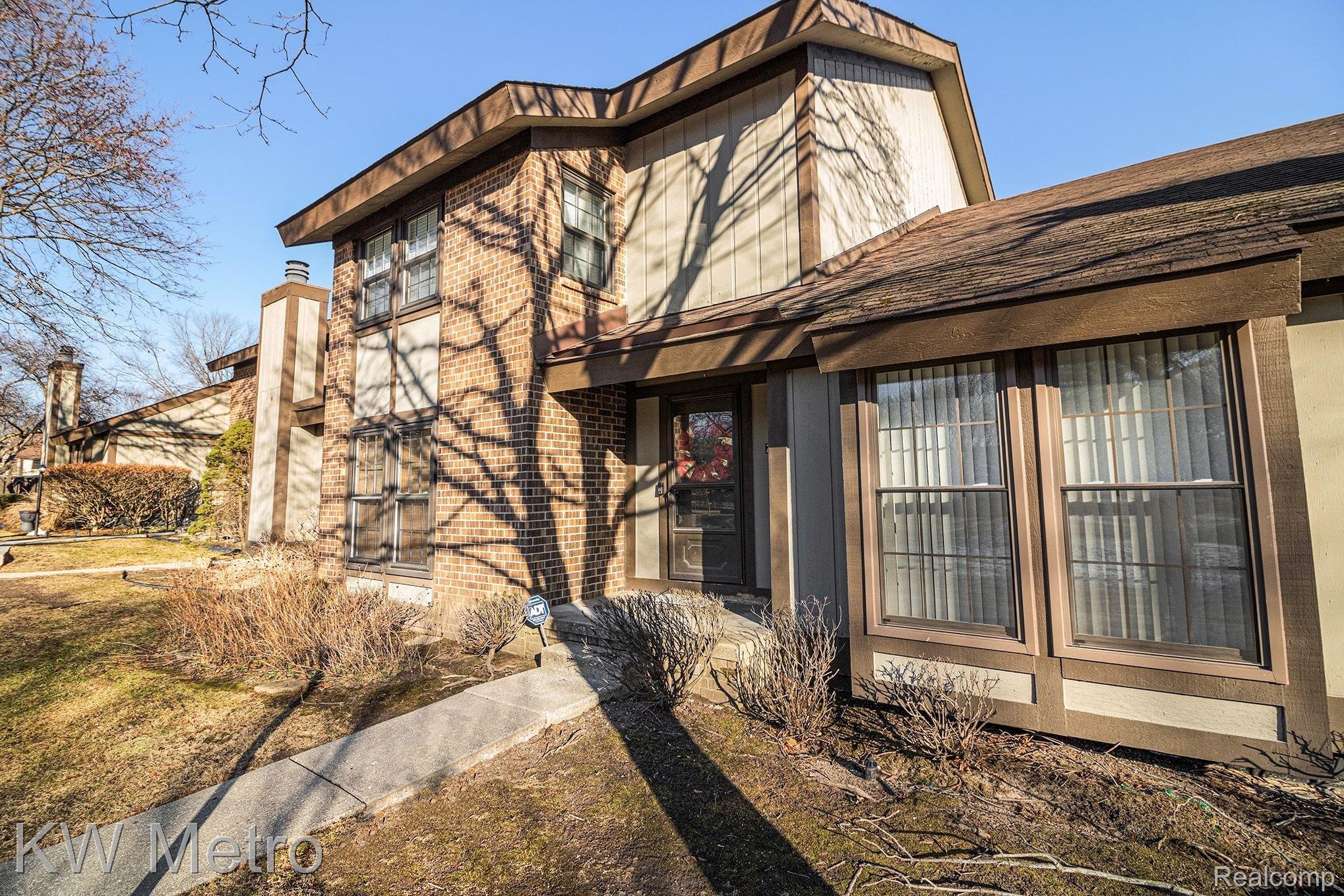 25062 Oakbrooke Drive