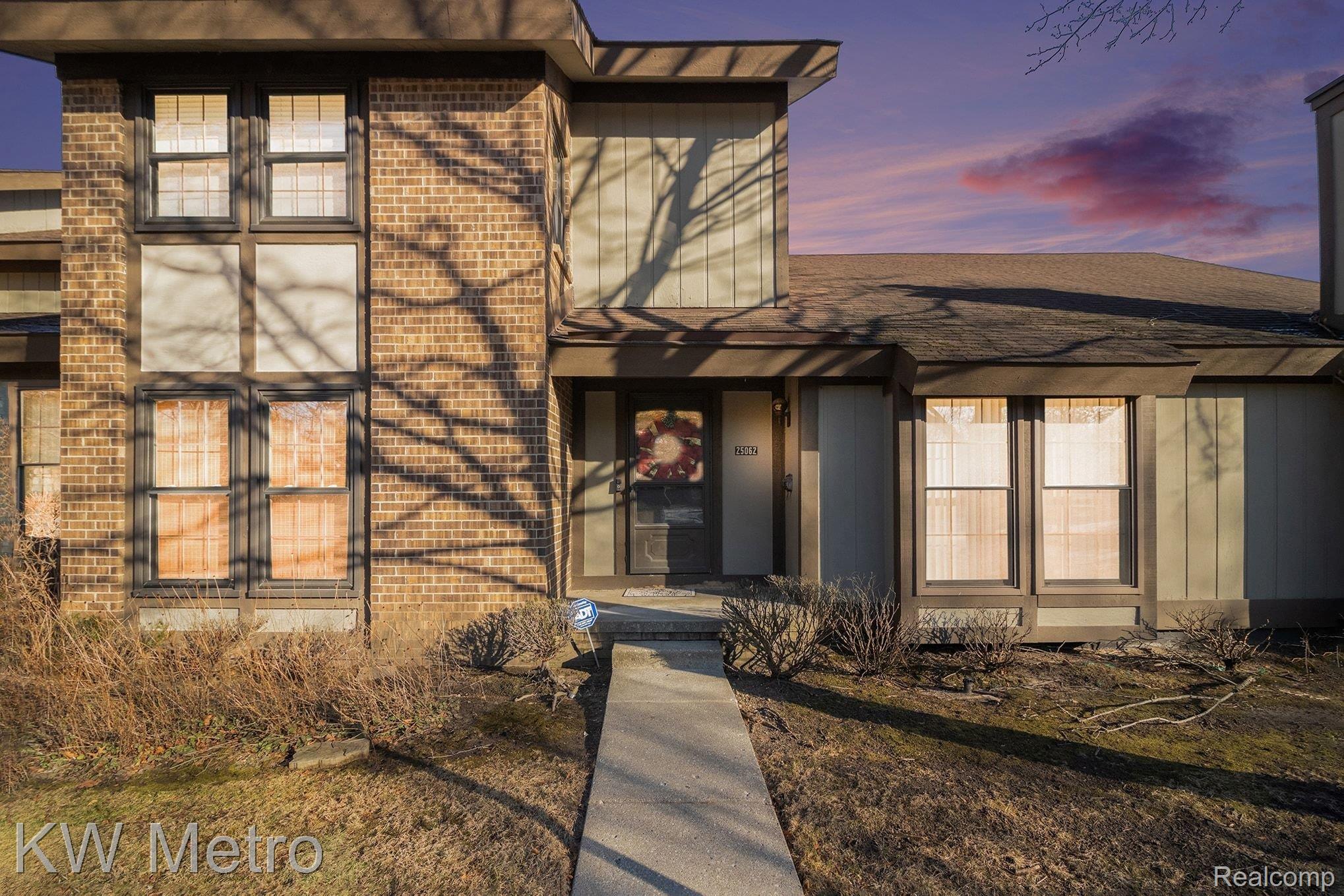 25062 Oakbrooke Drive