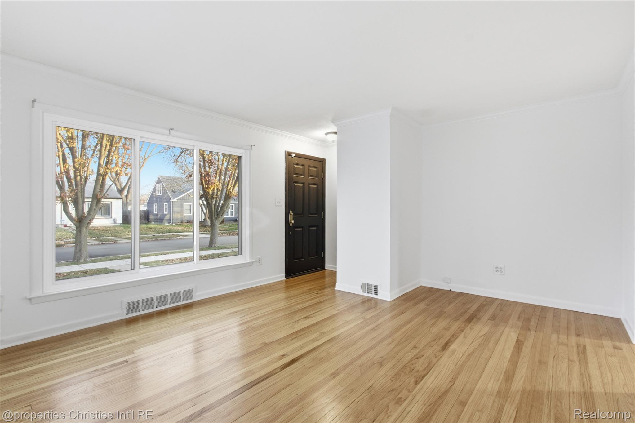 1212 S Amelia Avenue