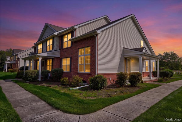 10207 SUNRISE DR, GRAND BLANC, MI 48439 - Image 8f23c2d8e8a627b693db2e593b6f9ed5/45627289