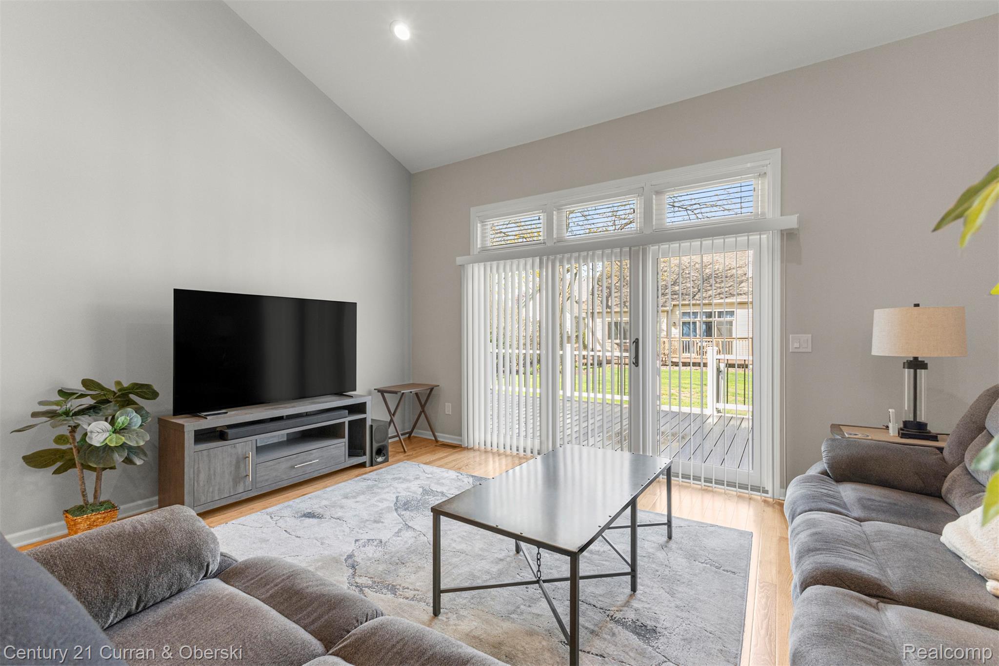 1062 Biddle Avenue