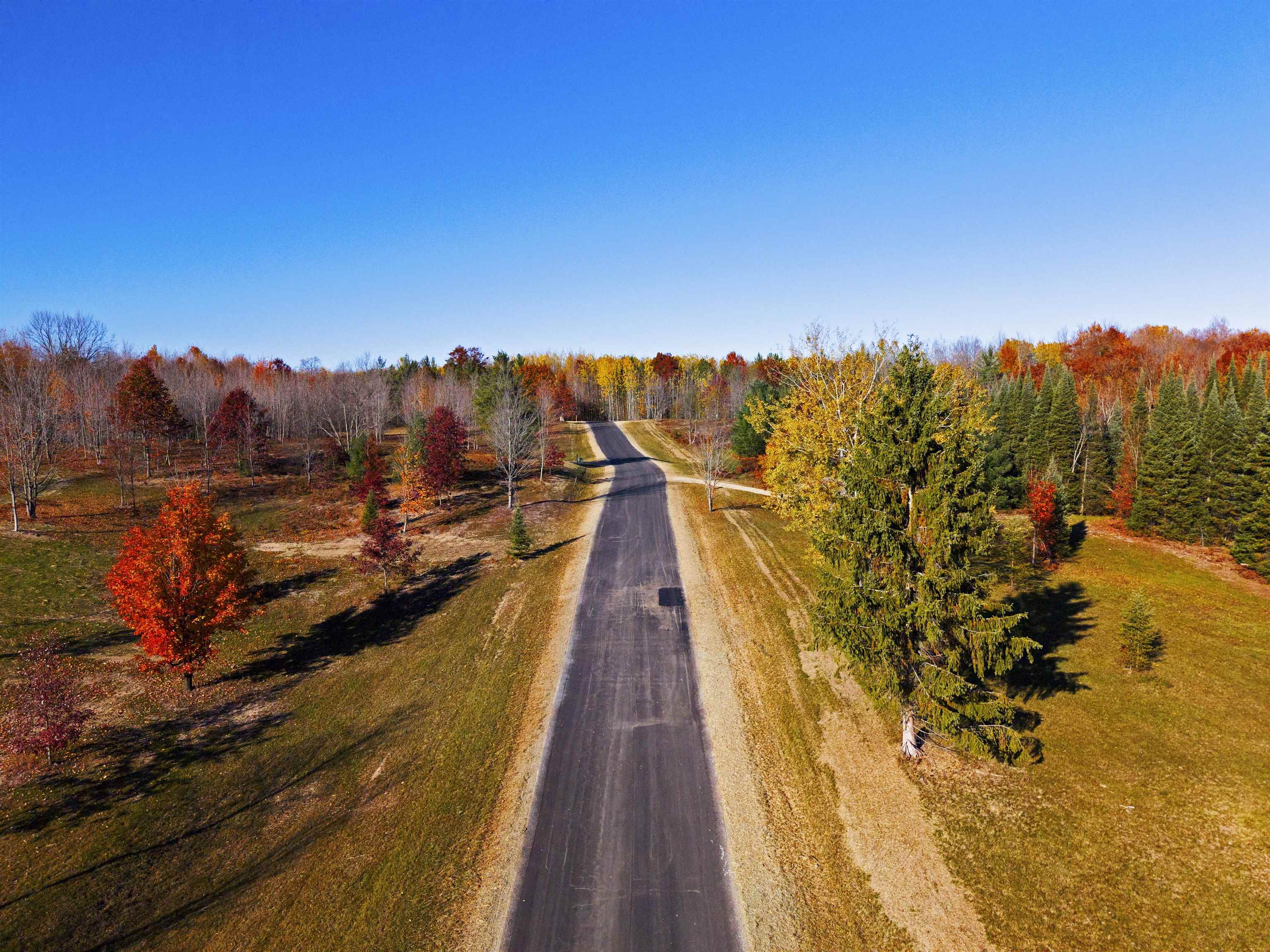 5593 SW Old Oak Trail