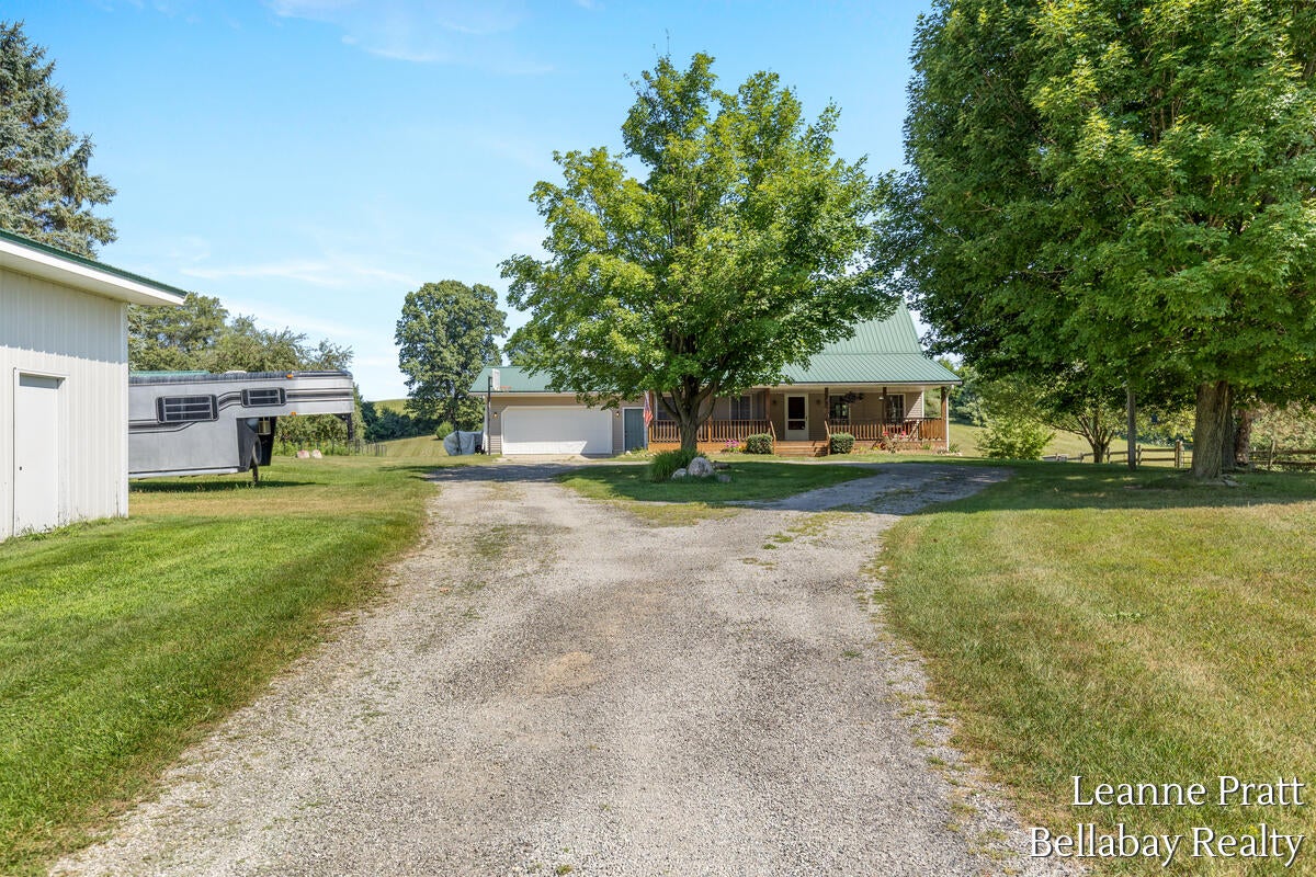 875 E Sager Road