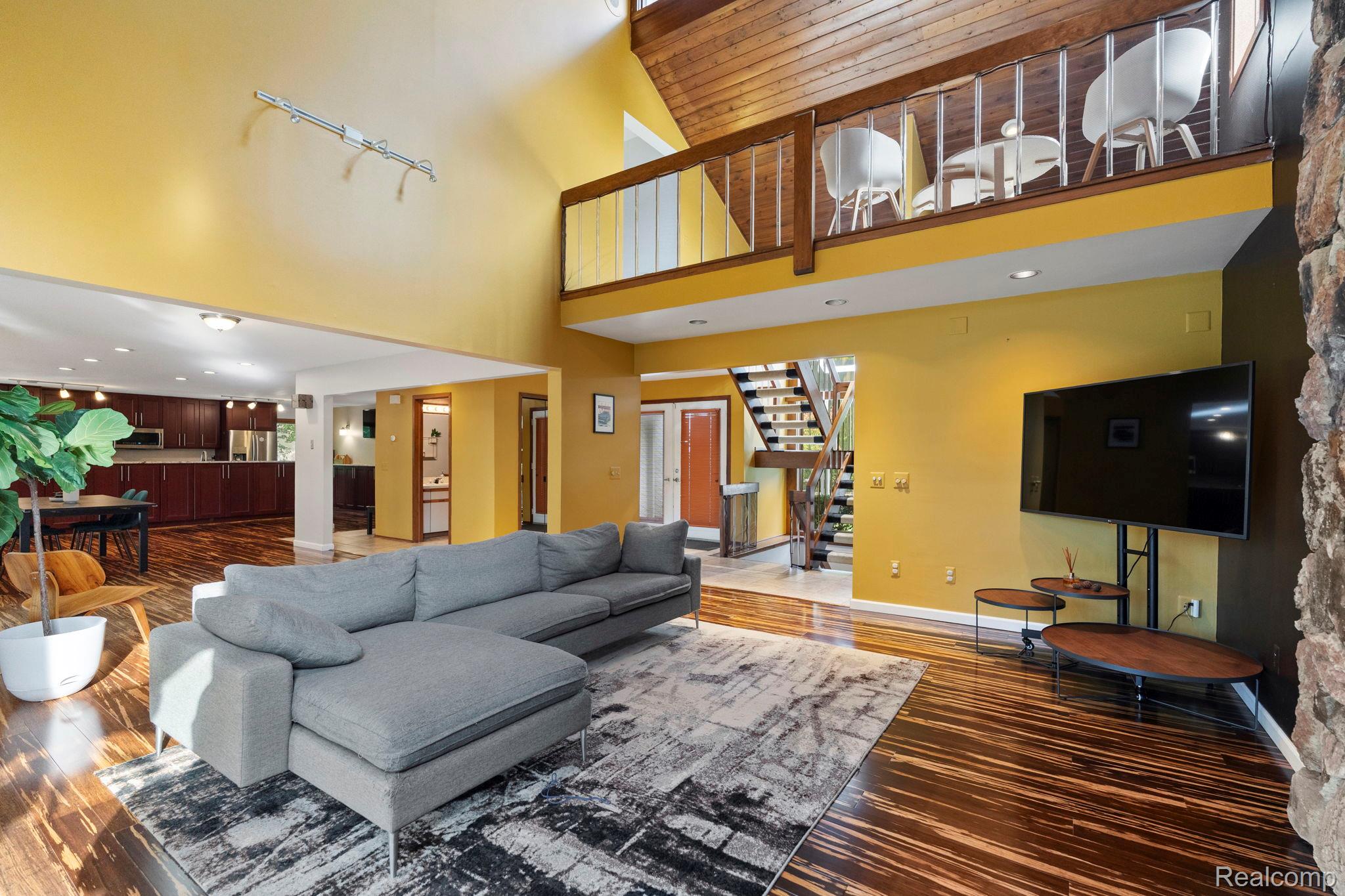 4540 Rolling Pine Court