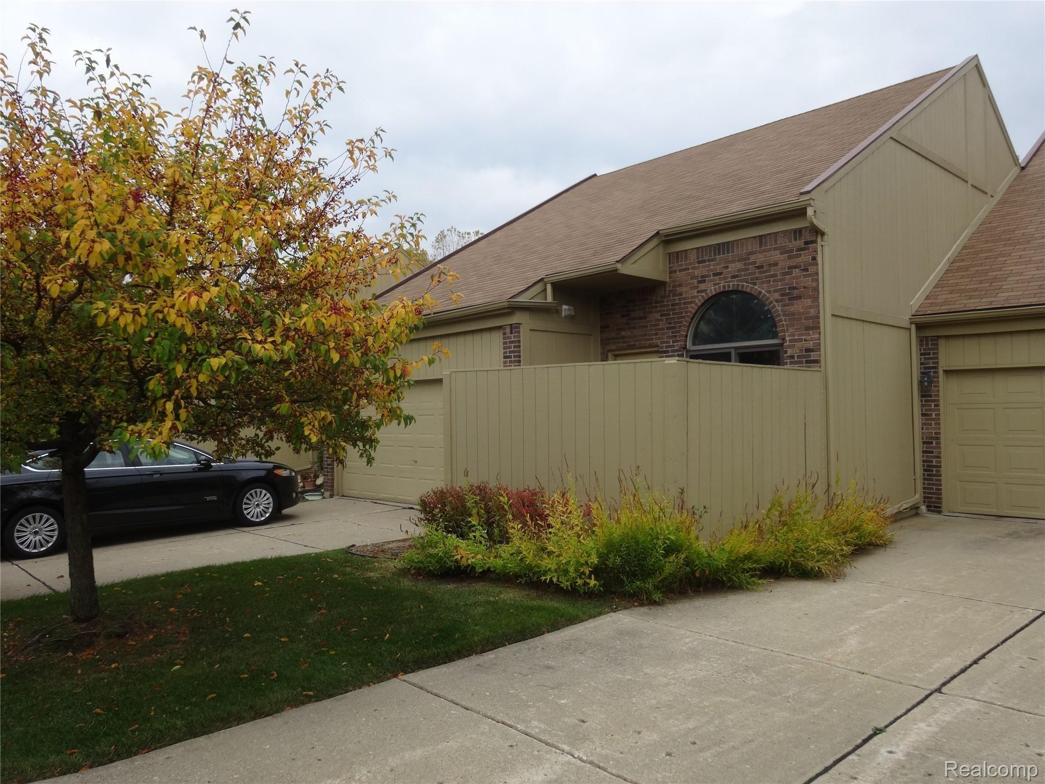 2237 SIBONEY COURT Court 53