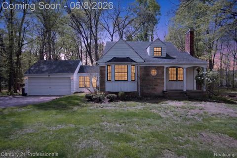 15985 Oak Drive Livonia City MI 48154