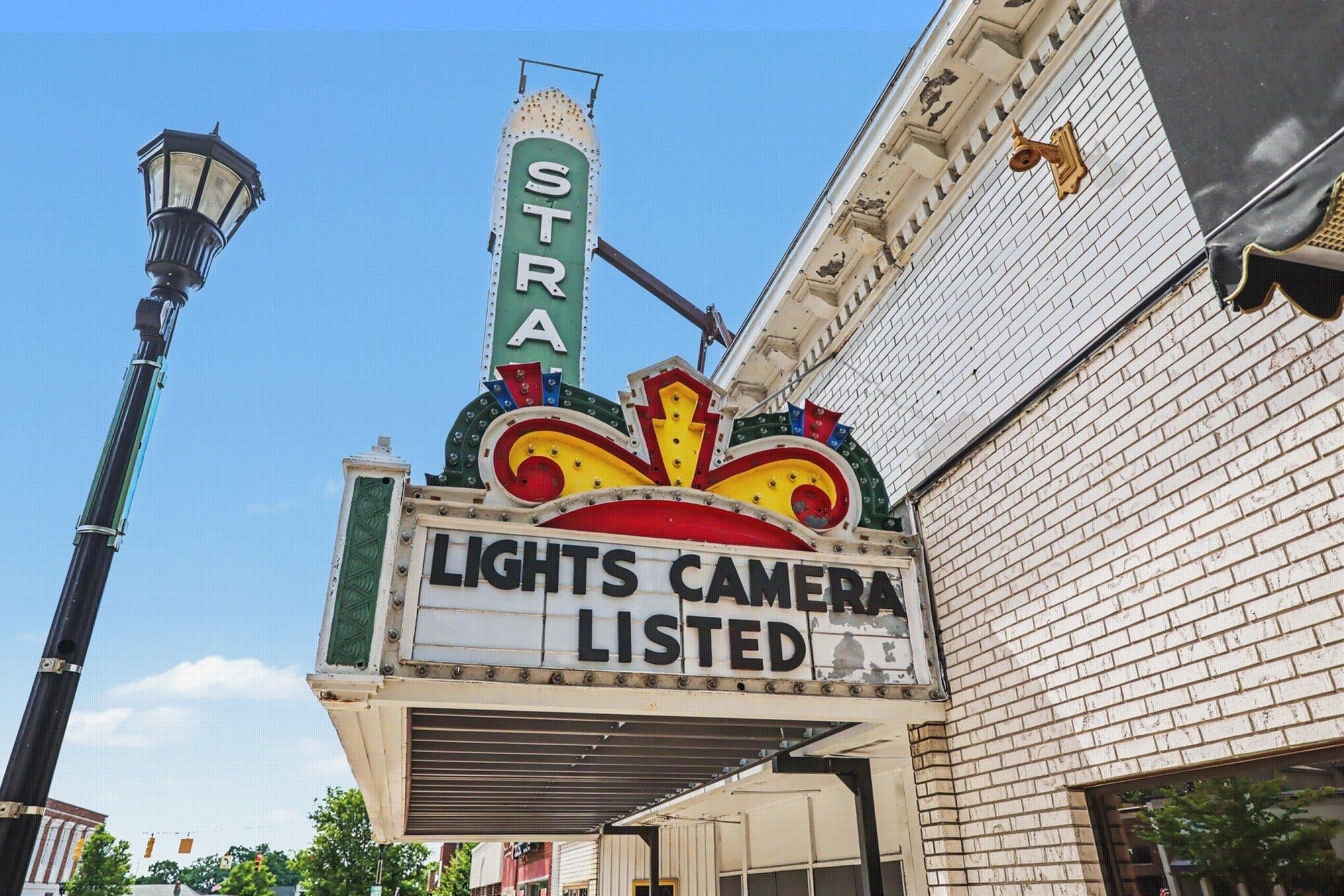 219 W Chicago Road
