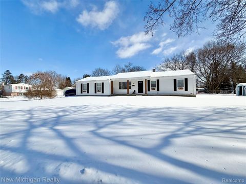 501 Spring Lane Flushing City MI 48433