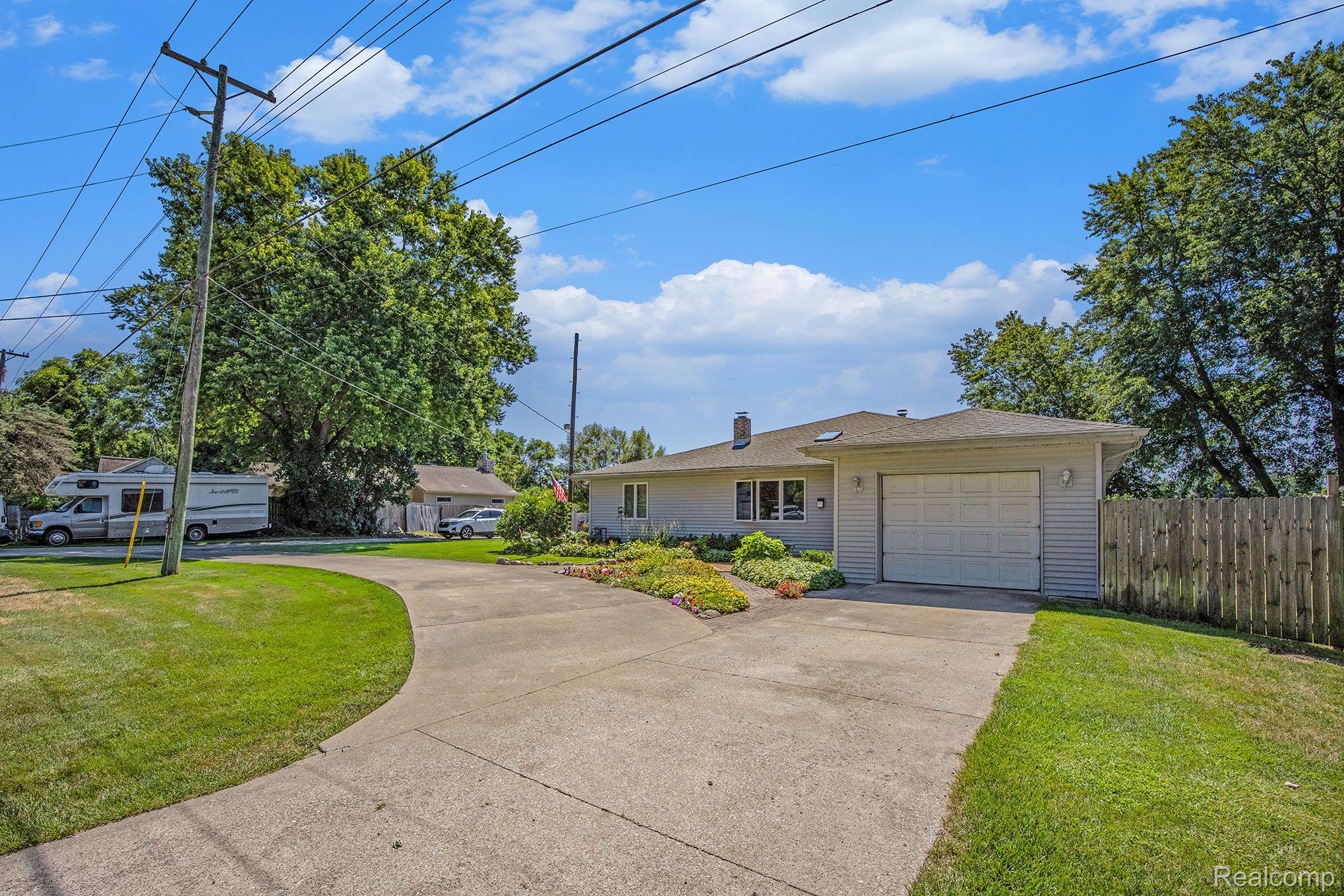 3720 Seymour Lake Road