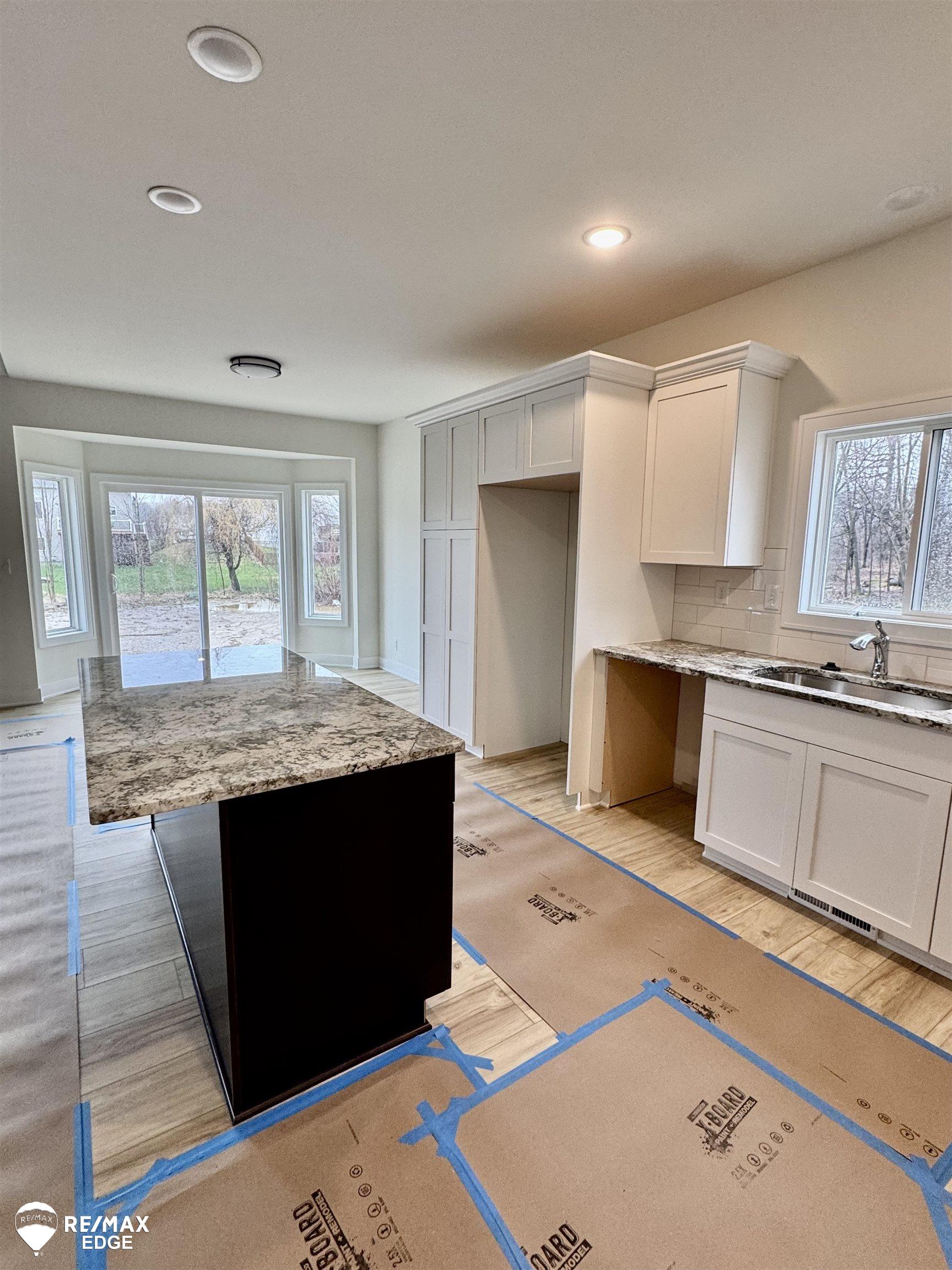 8347 Peninsula Circle