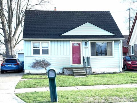 13696 MCKINLEY Avenue Warren City MI 48089