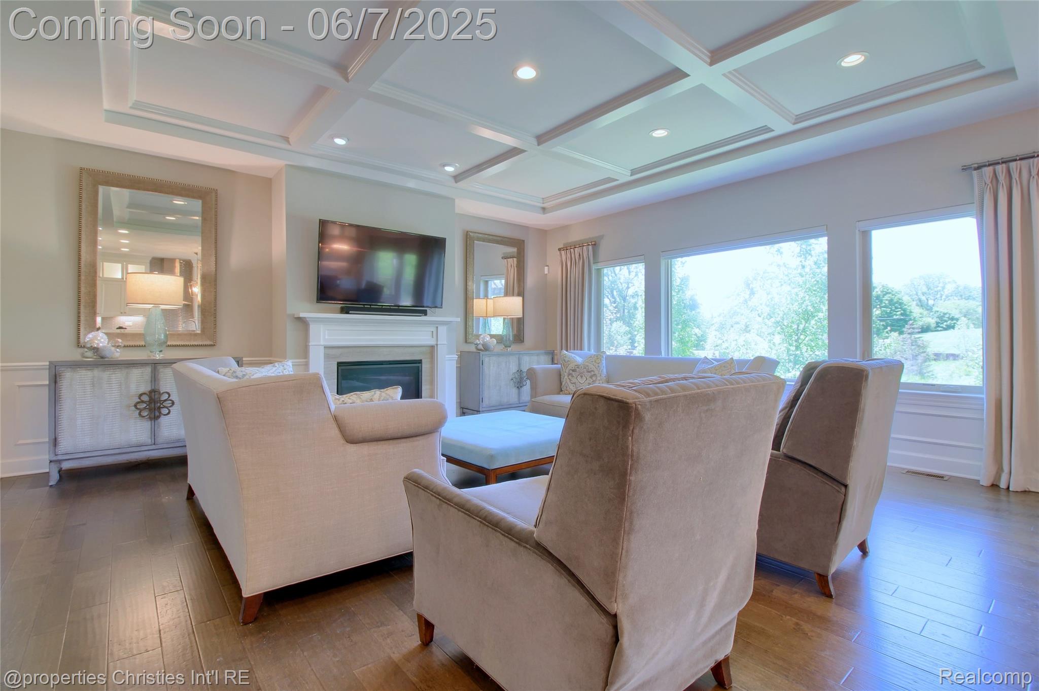 49062 Honey Tree Court