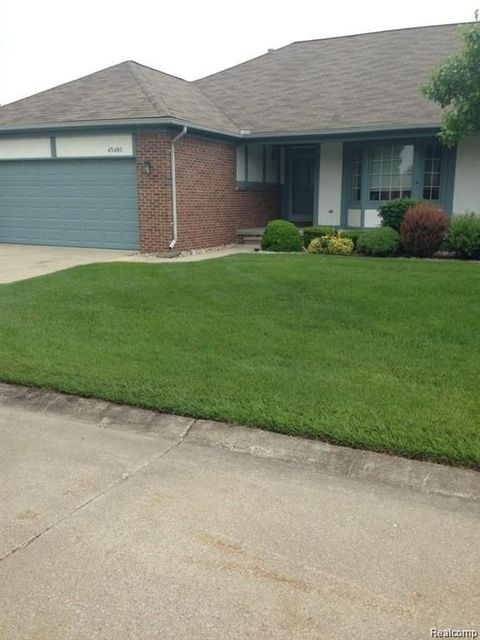 Photo of 45480 Inverness Circle, Macomb Township, MI 48044 (MLS # 20251045518)