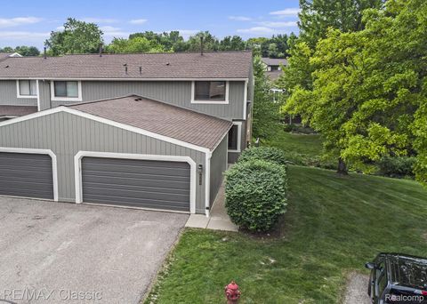 854 YORKTOWN Court Northville City MI 48167