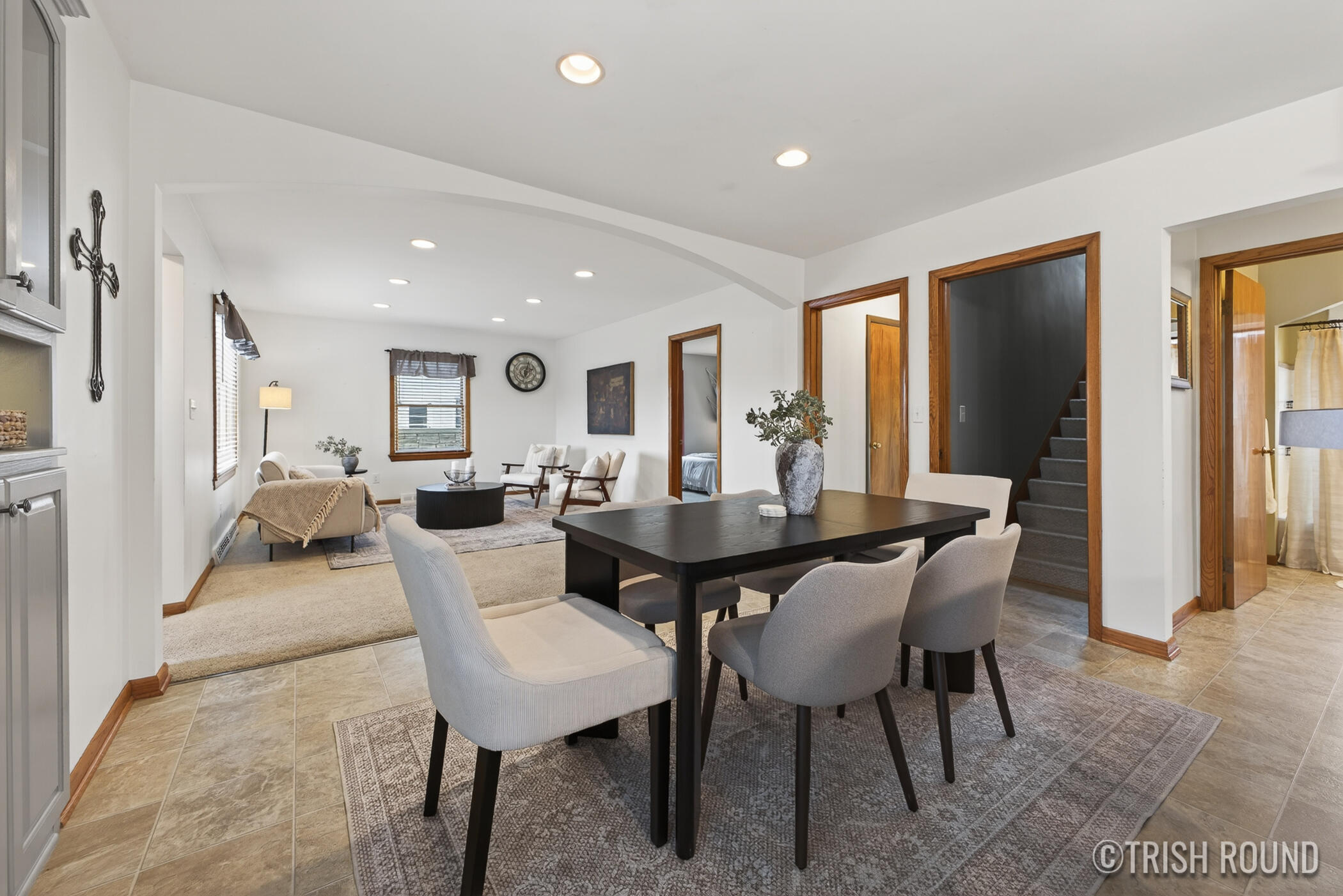 554 Kenowa Avenue SW