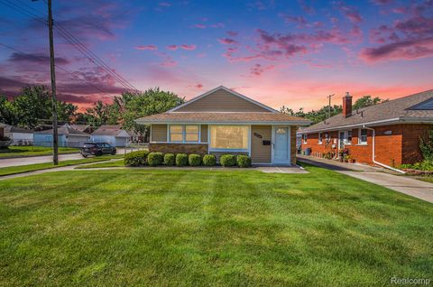 20456 Lennon Street Harper Woods City MI 48225