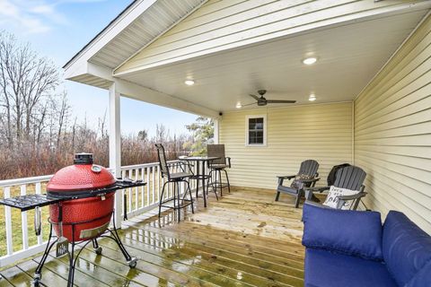 Tiny photo for 1400 W M-55, Tawas Township, MI 48763 (MLS # 79080066585)