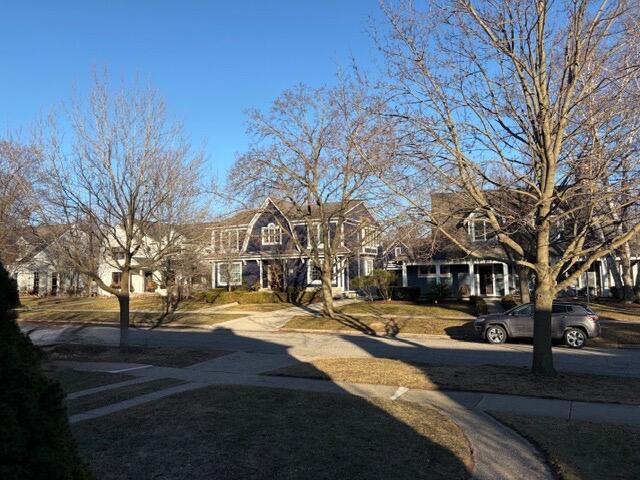 576 Golfview Boulevard