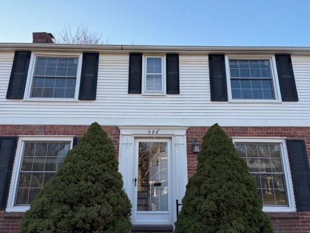 576 Golfview Boulevard